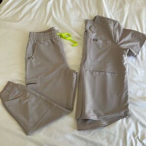 Figs Women's Scrub Top and Bottom